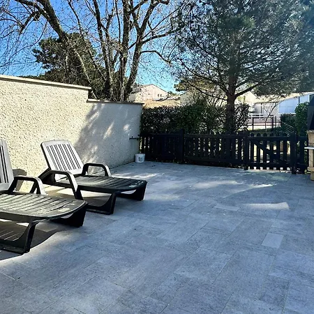 Maison A 900m, 3 Chambres, Terrasse, Barbecue, Parking, Proximite Commerces, Calme Assure - Fr-1-705-61 Holiday home