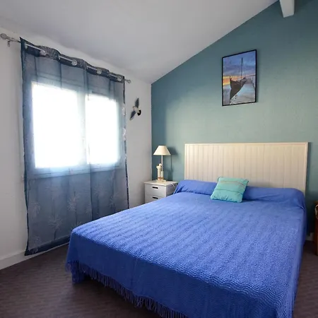 Maison A 900m, 3 Chambres, Terrasse, Barbecue, Parking, Proximite Commerces, Calme Assure - Fr-1-705-61 * Les Mathes