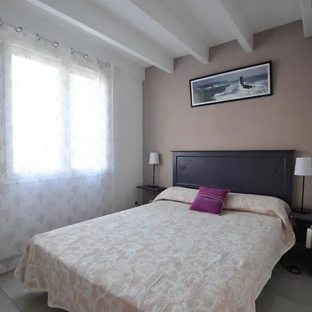 Maison A 900m, 3 Chambres, Terrasse, Barbecue, Parking, Proximite Commerces, Calme Assure - Fr-1-705-61 Hébergement de vacances